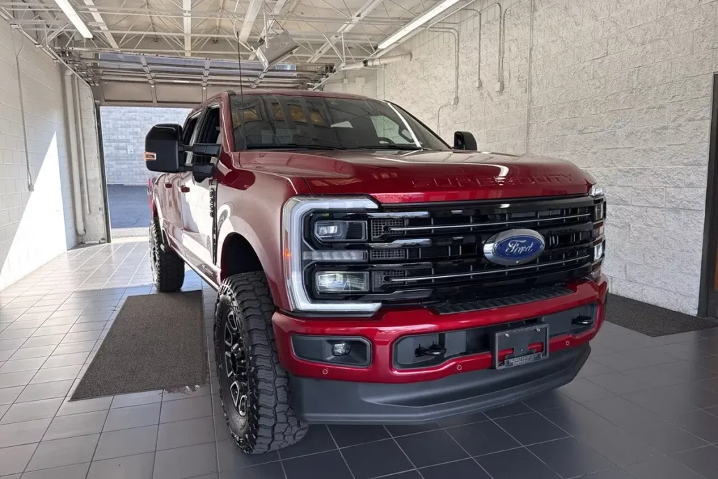 2025 Ford F-250 photo 1