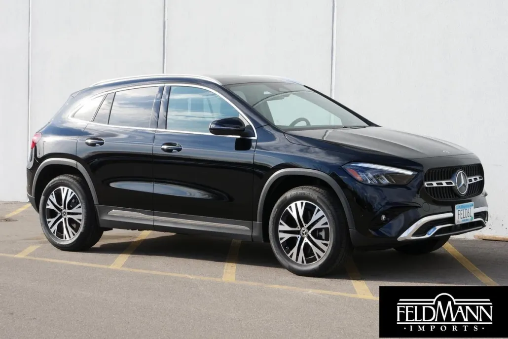 2025 Mercedes Benz GLA 250 4MATIC photo 1