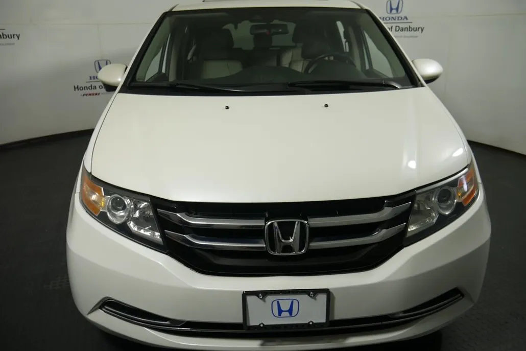 2016 Honda Odyssey EX-L photo 1