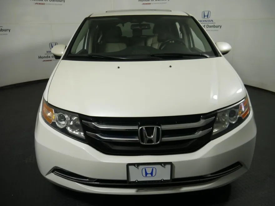 2016 Honda Odyssey EX-L photo 1