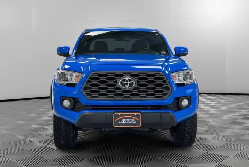 2020 Toyota Tacoma TRD V6 photo 1