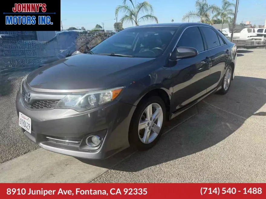 2012 Toyota Camry L photo 1