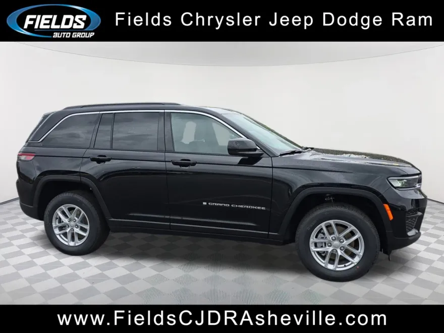 2025 Jeep Grand Cherokee Laredo X photo 1