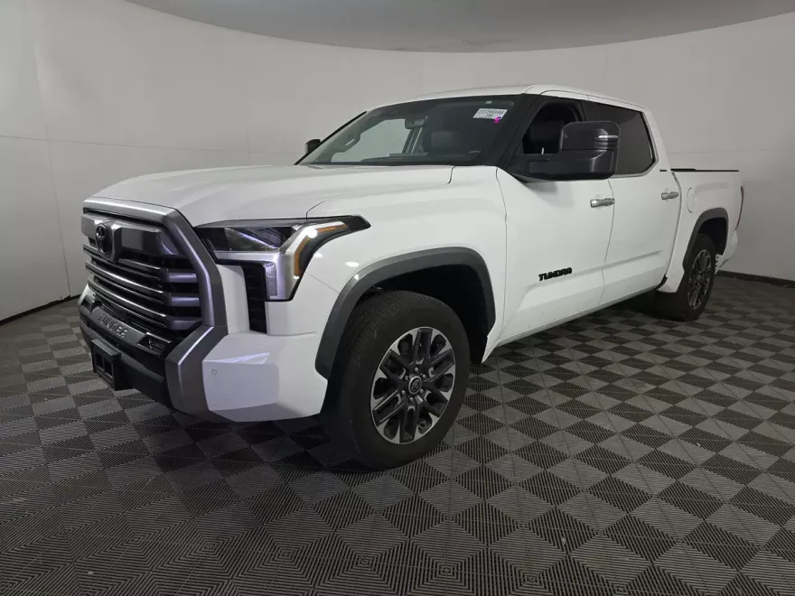 2024 Toyota Tundra Limited photo 1