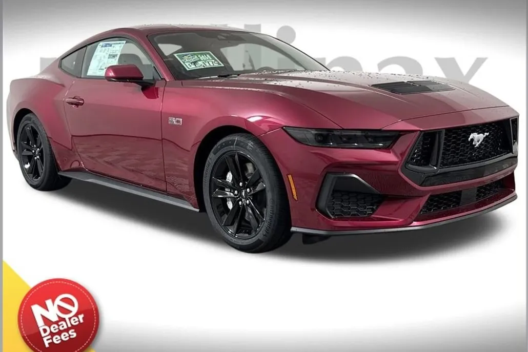 2025 Ford Mustang GT photo 1