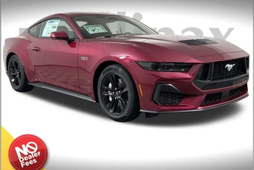 2025 Ford Mustang GT photo 1