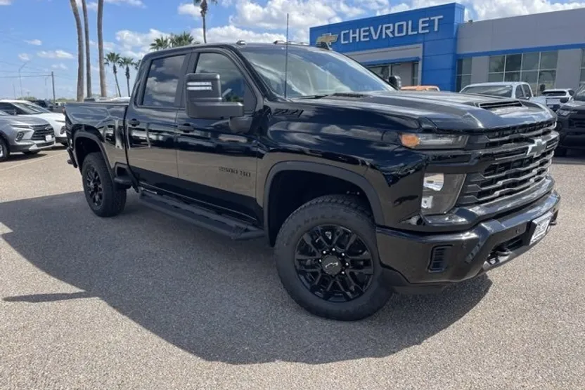 2026 Chevrolet Silverado 2500HD Custom photo 1