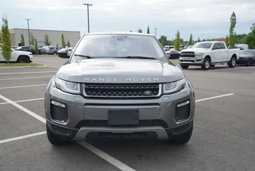 2016 Land Rover Range Rover Evoque SE photo 1