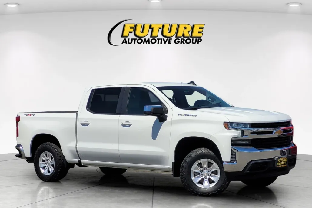 2021 Chevrolet Silverado 1500 LT photo 1