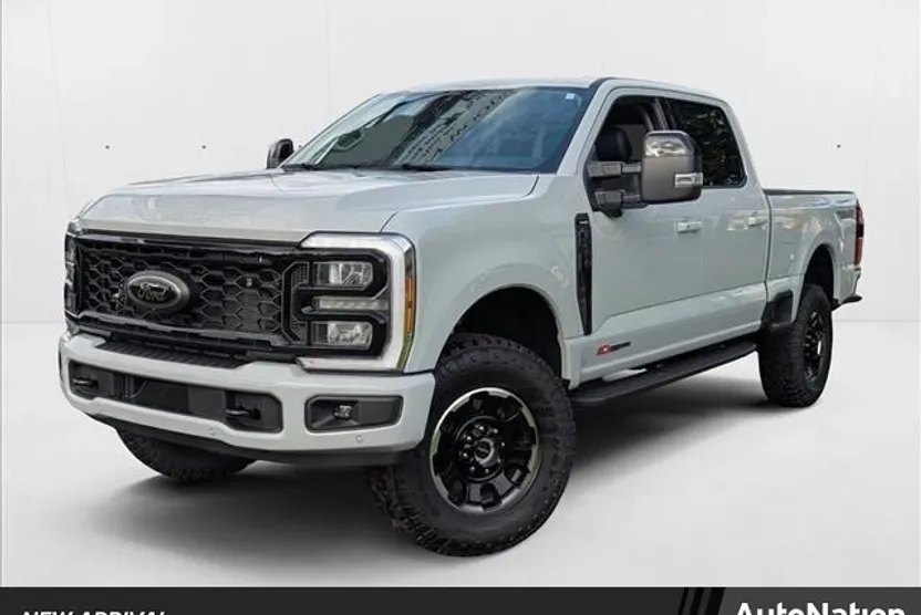 2025 Ford F-250 Lariat photo 1