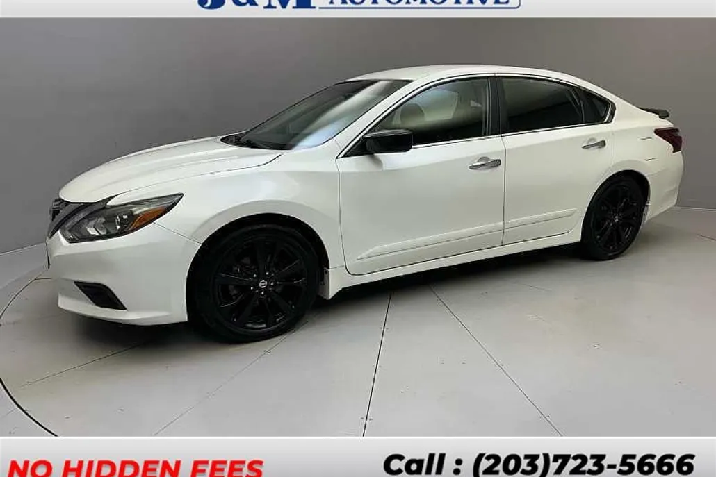 2017 Nissan Altima 2.5 SR photo 1
