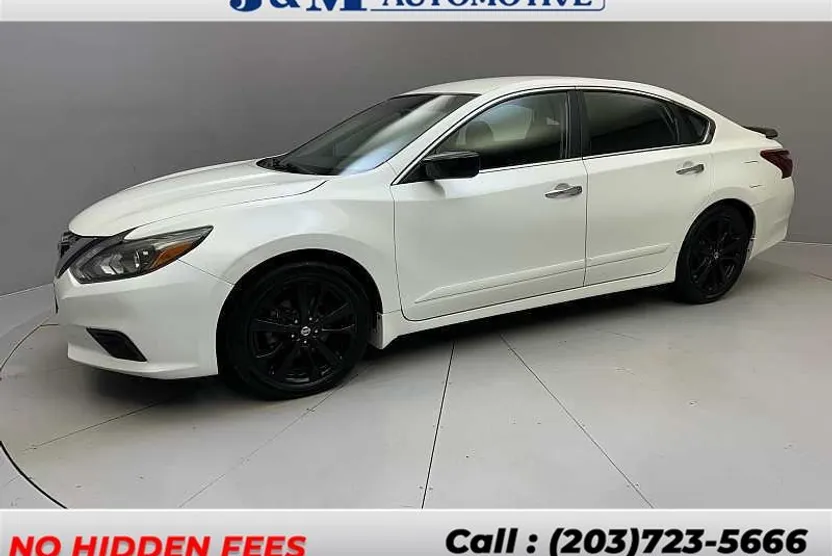 2017 Nissan Altima 2.5 SR photo 1