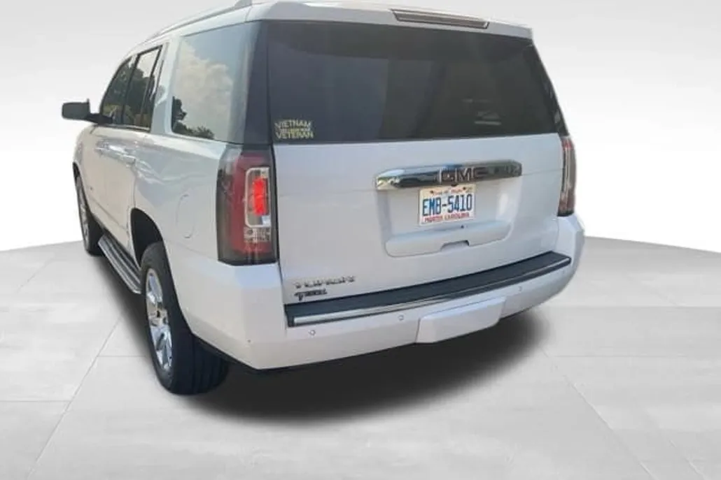 2017 Gmc Yukon Denali photo 1
