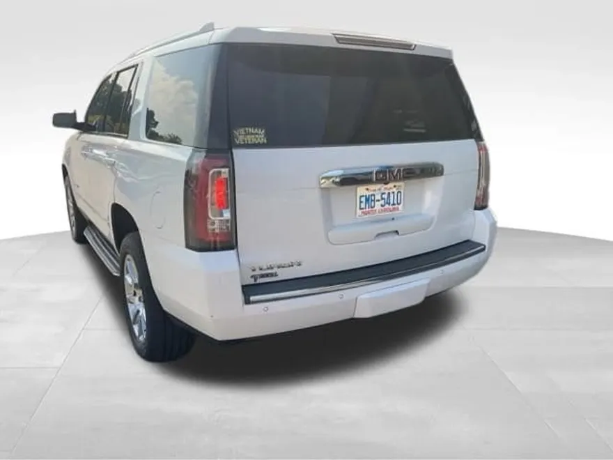 2017 Gmc Yukon Denali photo 1