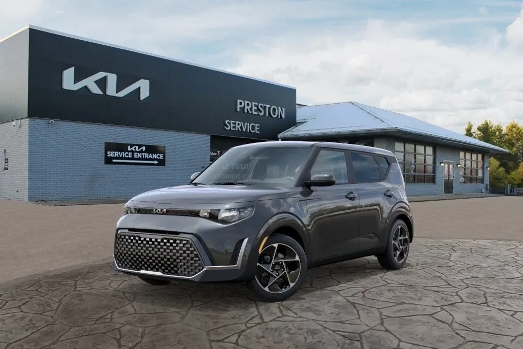 2025 Kia Soul EX photo 1
