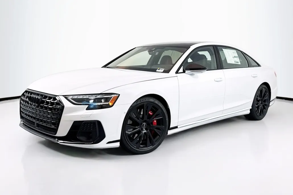 2025 Audi S8 Quattro photo 1