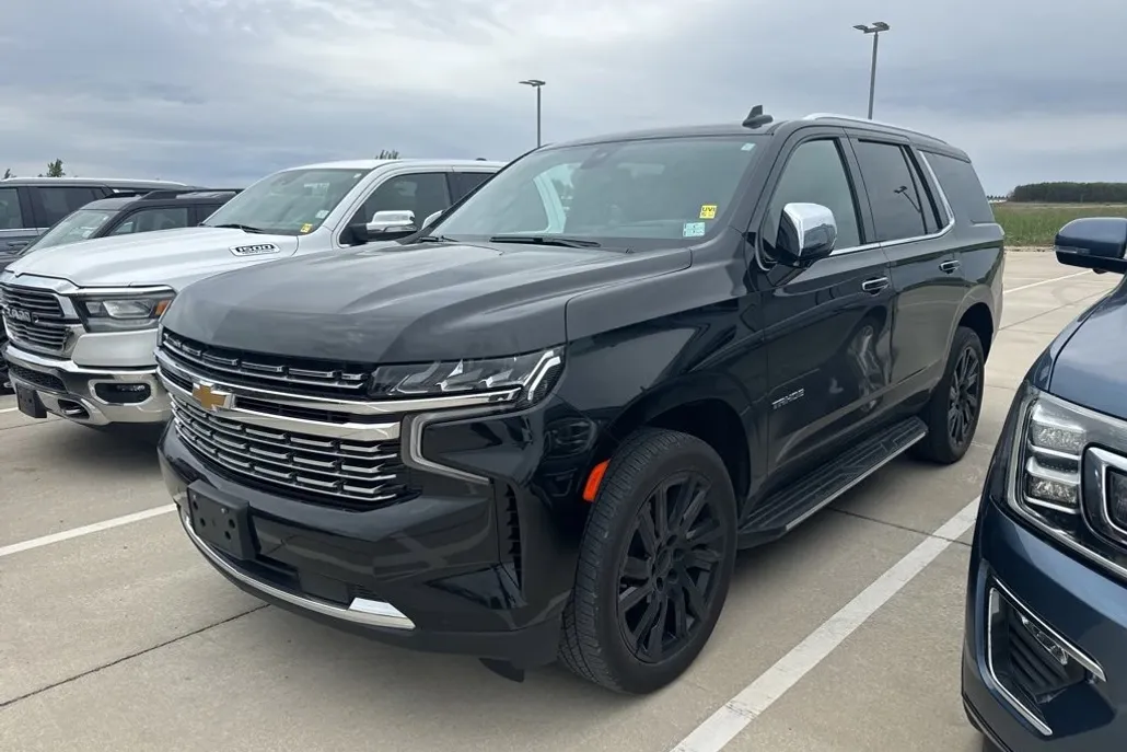 2021 Chevrolet Tahoe Premier photo 1
