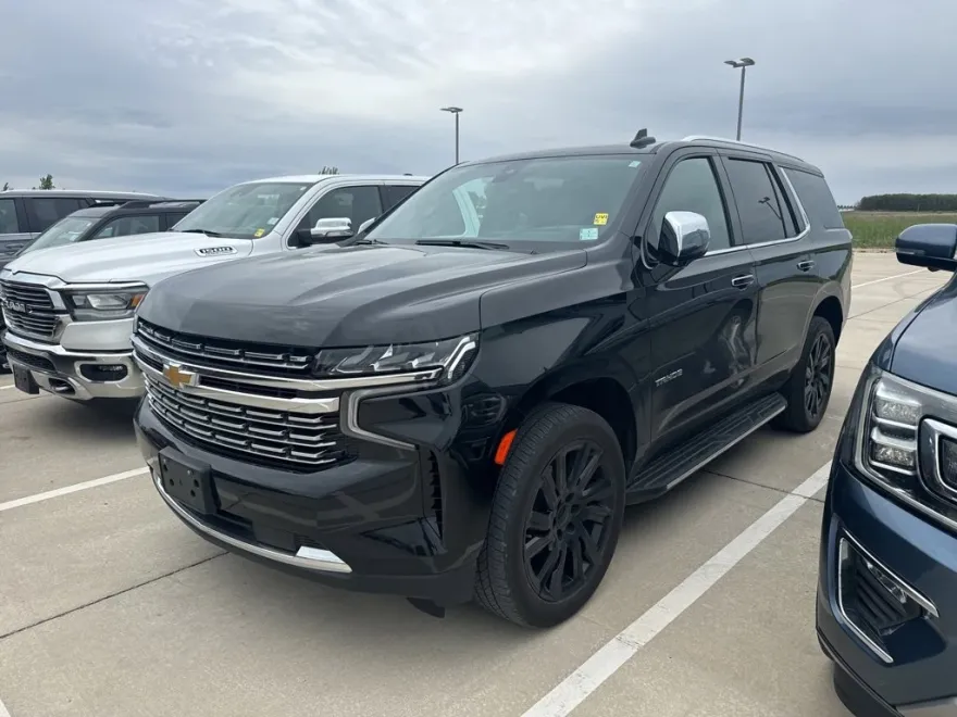 2021 Chevrolet Tahoe Premier photo 1