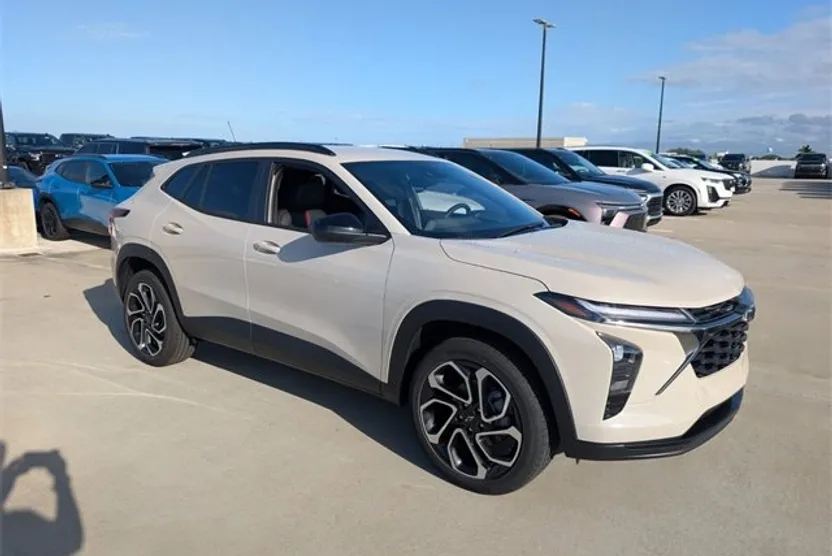 2026 Chevrolet Trax photo 1
