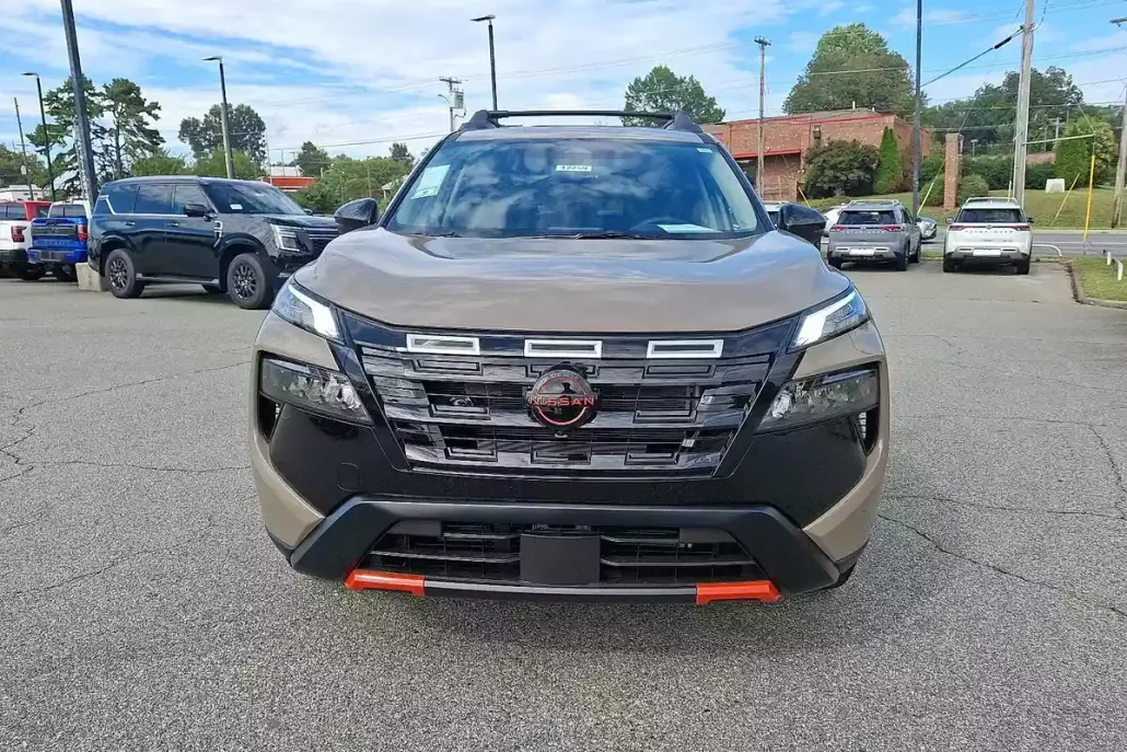2026 Nissan Rogue SV photo 1