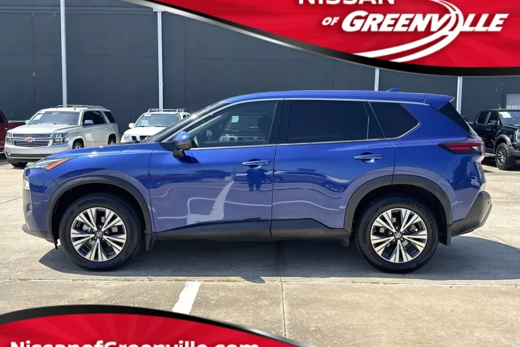 2021 Nissan Rogue SV photo 1