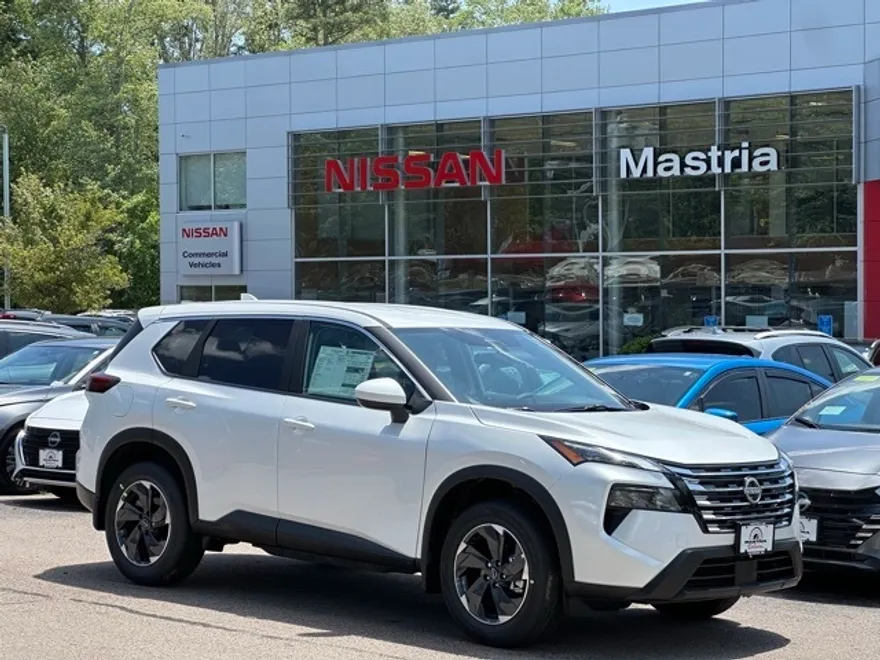 2025 Nissan Rogue SV photo 1