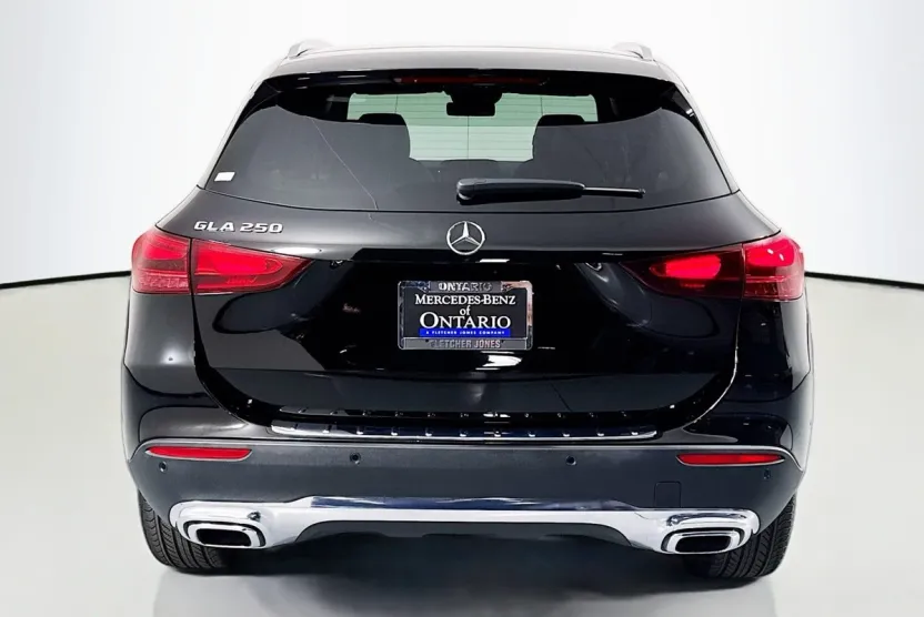 2025 Mercedes Benz GLA 250 photo 1