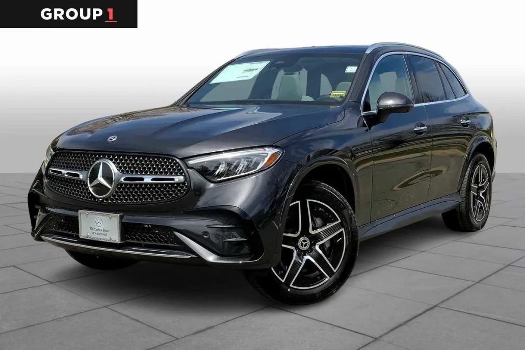 2025 Mercedes Benz GLC 300 4MATIC photo 1