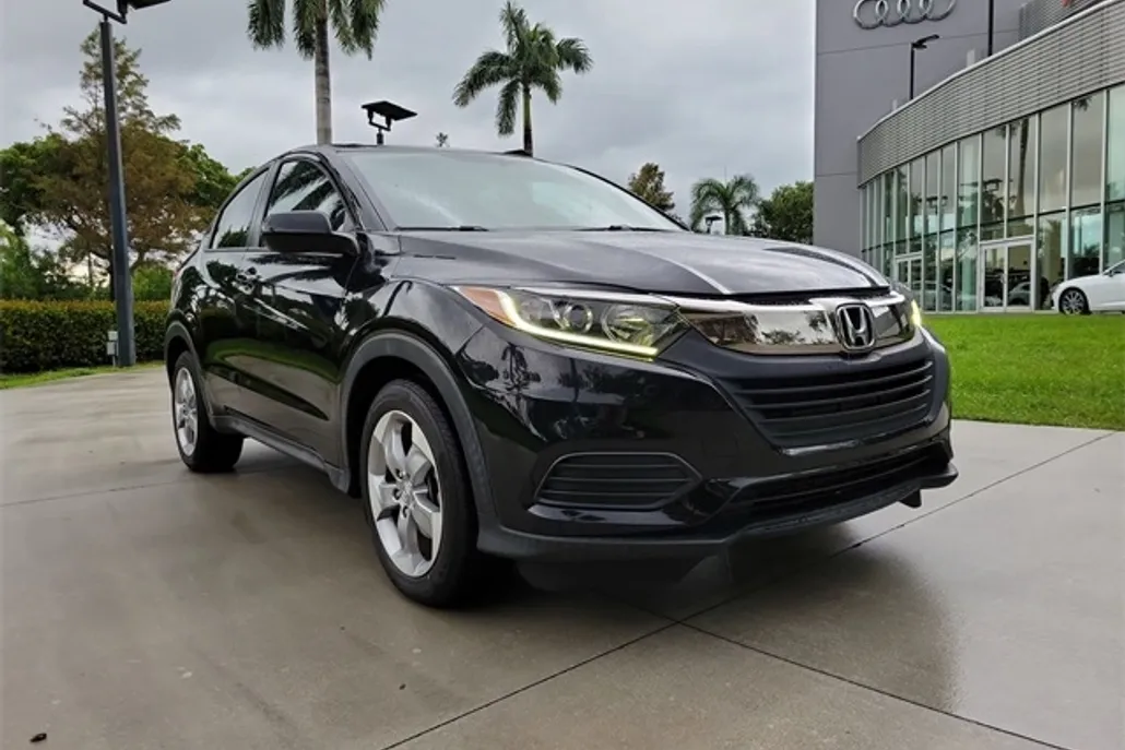 2021 Honda HR-V LX photo 1