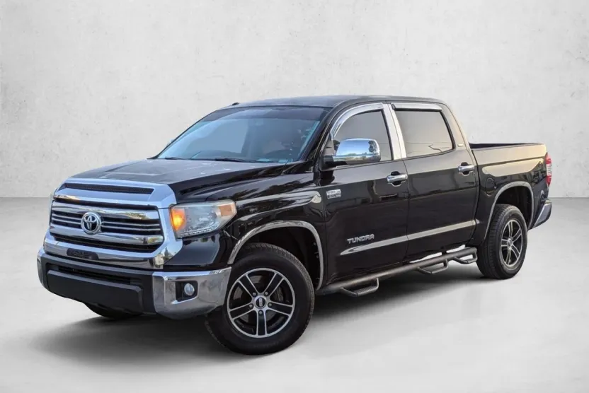 2016 Toyota Tundra SR5 photo 1