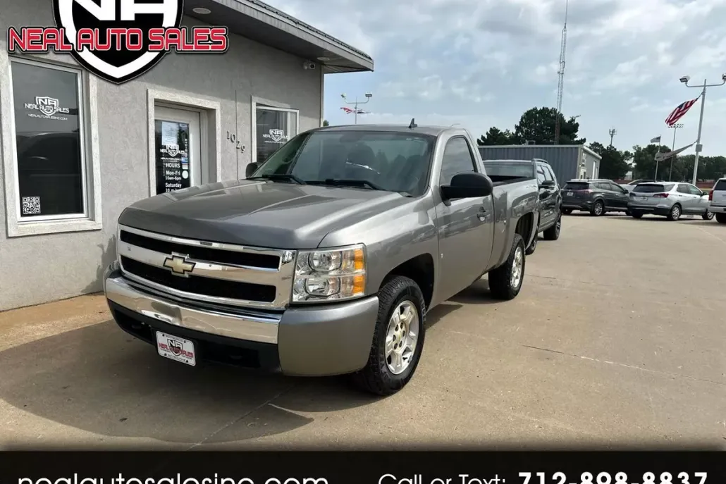 2008 Chevrolet Silverado 1500 photo 1