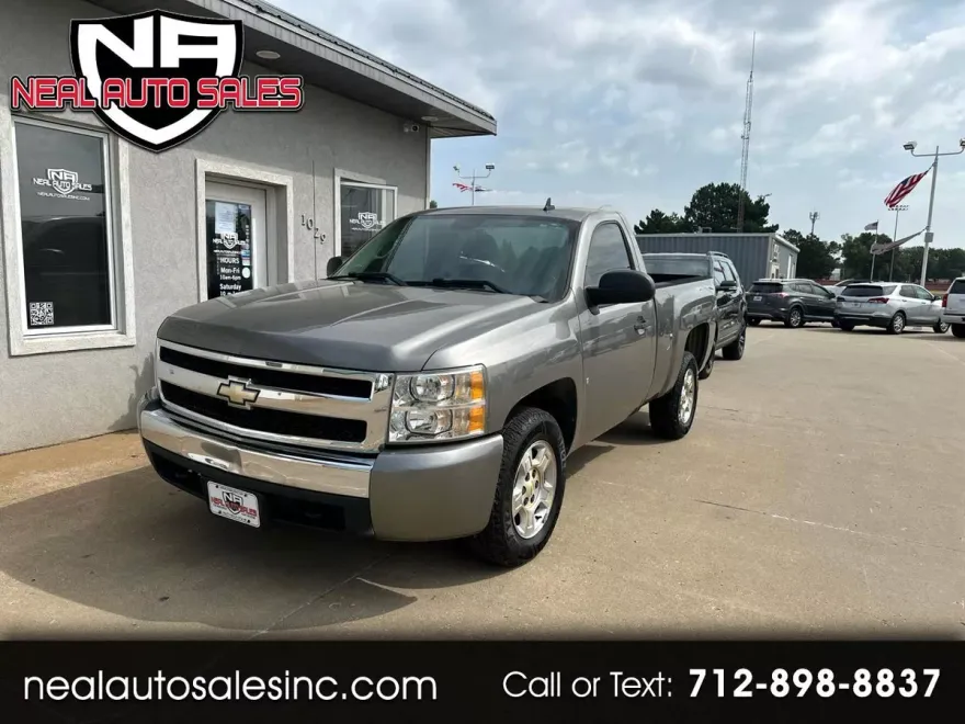 2008 Chevrolet Silverado 1500 photo 1