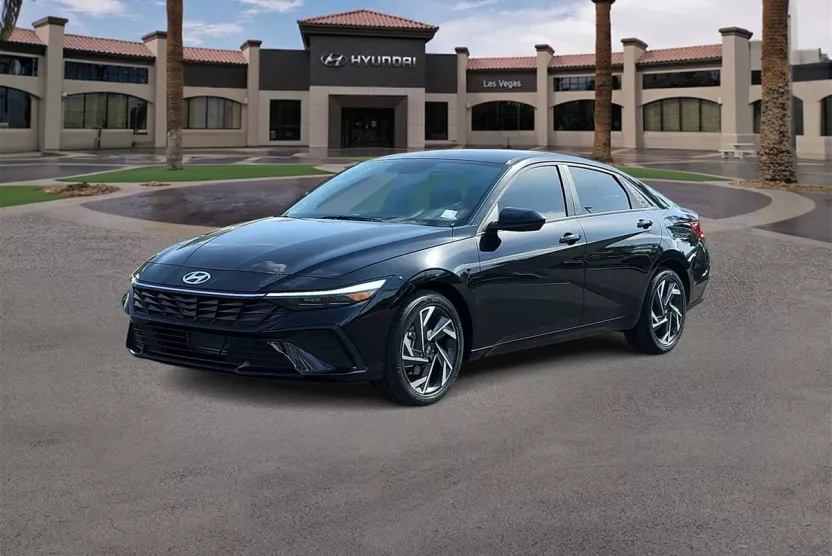 2025 Hyundai Elantra SEL Sport photo 1