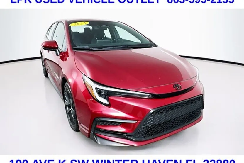 2023 Toyota Corolla SE photo 1