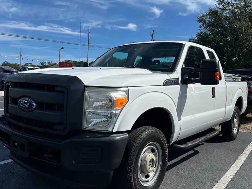 2015 Ford F-250 XL photo 1