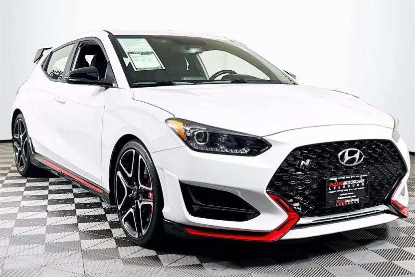 2020 Hyundai Veloster N photo 1