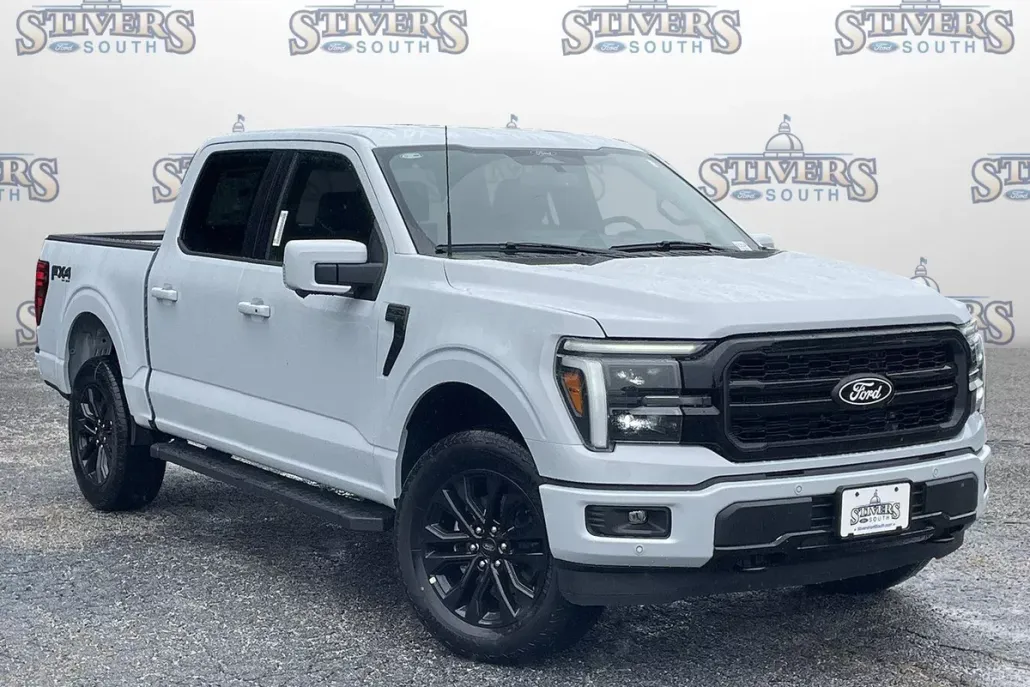 2025 Ford F-150 Lariat photo 1