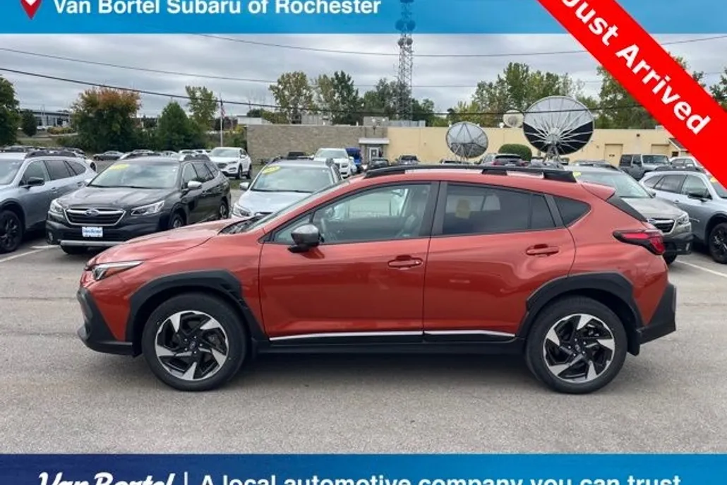 2024 Subaru Crosstrek Limited photo 1