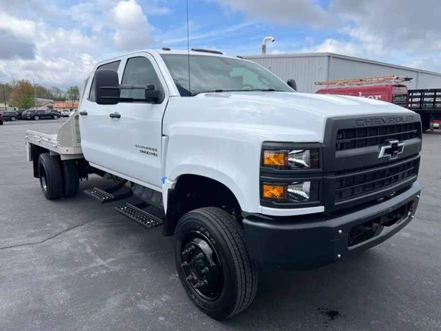 2023 Chevrolet Silverado 4500HD Work Truck photo 1
