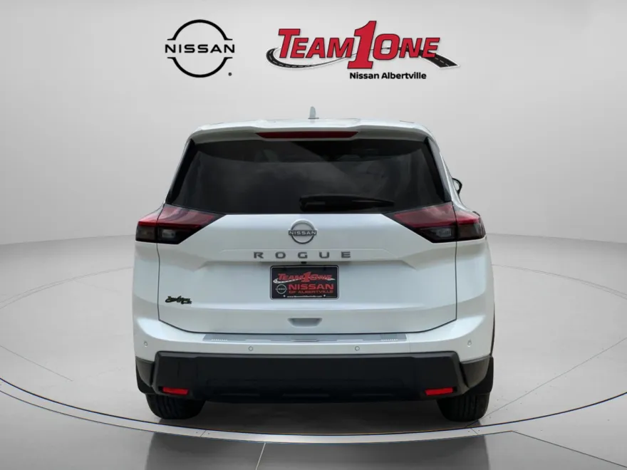 2026 Nissan Rogue SV photo 1