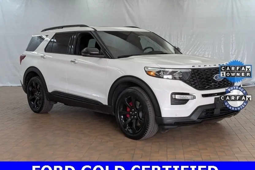 2024 Ford Explorer ST photo 1