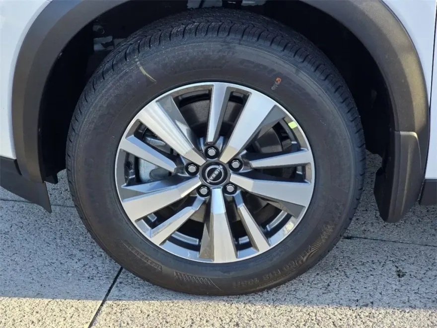 2025 Nissan Pathfinder SL photo 1