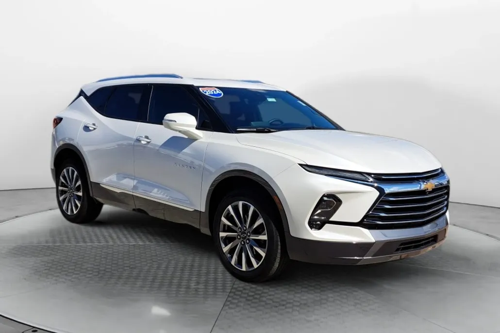 2024 Chevrolet Blazer Premier photo 1