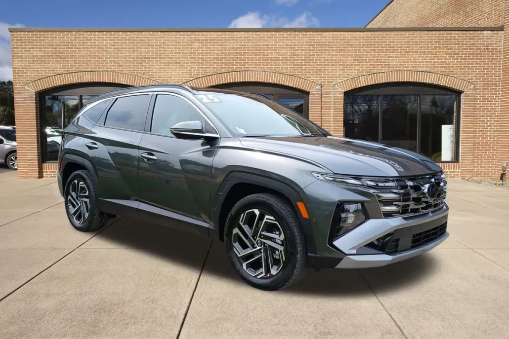 2025 Hyundai Tucson Hybrid Limited photo 1