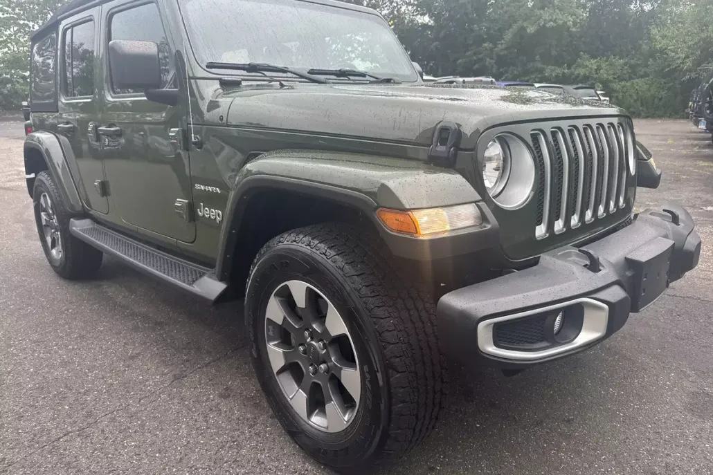 2021 Jeep Wrangler Unlimited Sahara photo 1