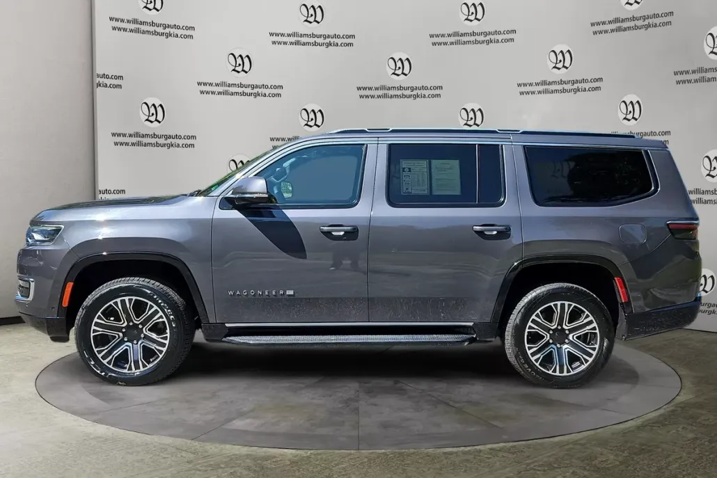2022 Jeep Wagoneer Series III photo 1