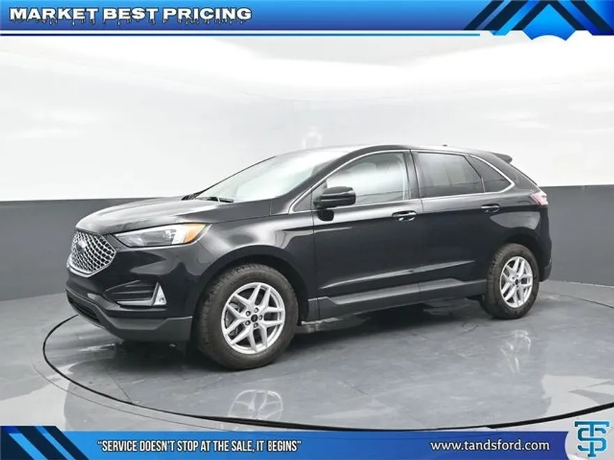 2023 Ford Edge SEL photo 1