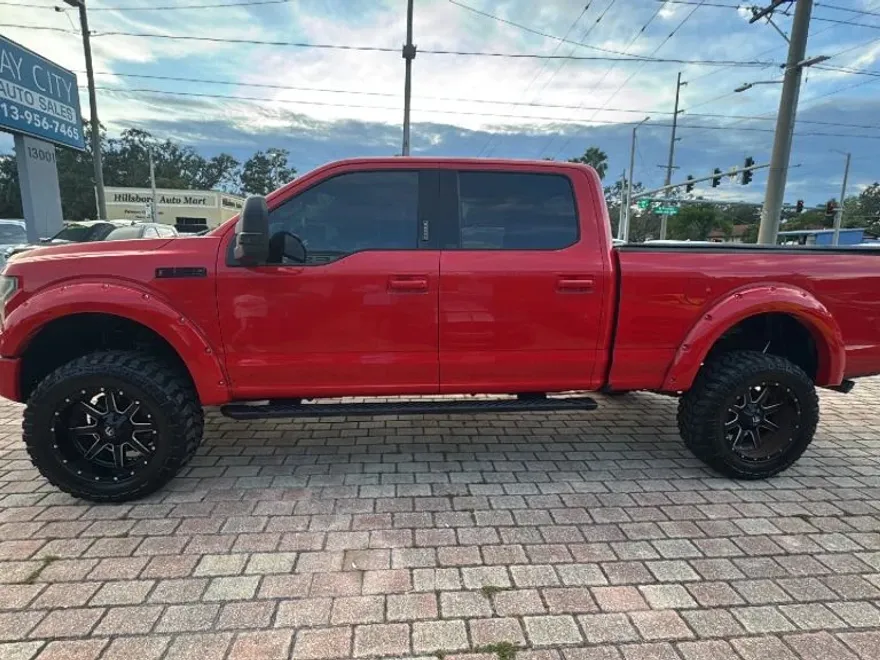 2016 Ford F-150 photo 1