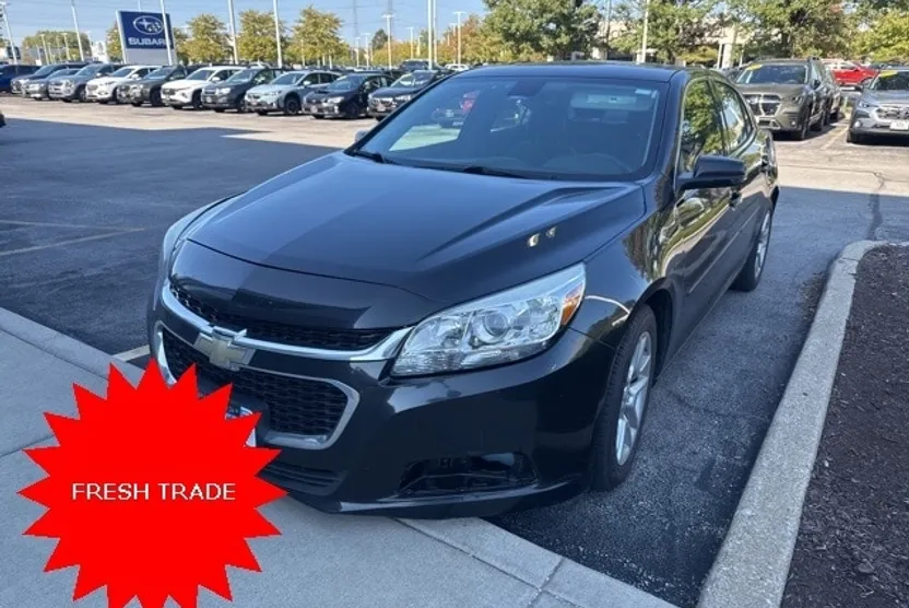 2015 Chevrolet Malibu 1LT photo 1