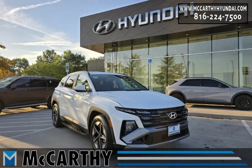 2025 Hyundai Tucson SEL photo 1